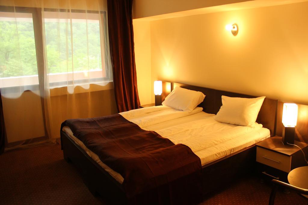 Hotel Domogled Băile Herculane Zimmer foto